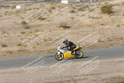 media/Apr-20-2025-AHRMA (Sun) [[393a79c373]]/Race/Group 11 early race/Turn 4b/